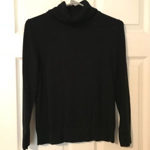 Black turtle neck sweater - No tag